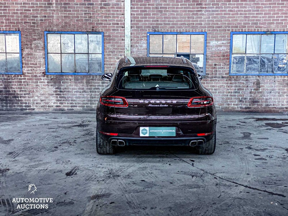 Porsche Macan Turbo 3.6 V6 -CARBON- 400hp 2015 ORIG-GB, 5-ZHF-03