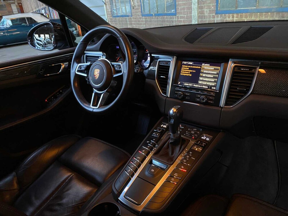 Porsche Macan Turbo 3.6 V6 -CARBON- 400hp 2015 ORIG-GB, 5-ZHF-03