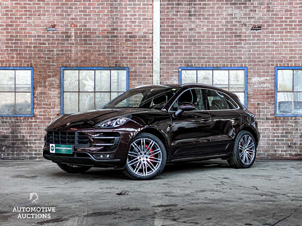 Porsche Macan Turbo 3.6 V6 -CARBON- 400hp 2015 ORIG-GB, 5-ZHF-03