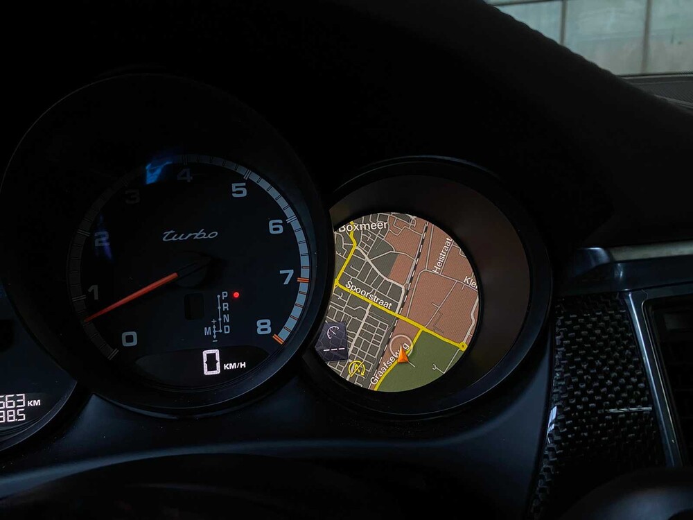 Porsche Macan Turbo 3.6 V6 -CARBON- 400hp 2015 ORIG-GB, 5-ZHF-03