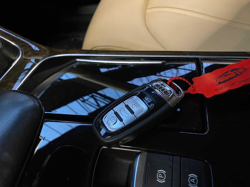 Audi A8 FSI QUATTRO PRO LINE +4.2 V8 372pk 2011