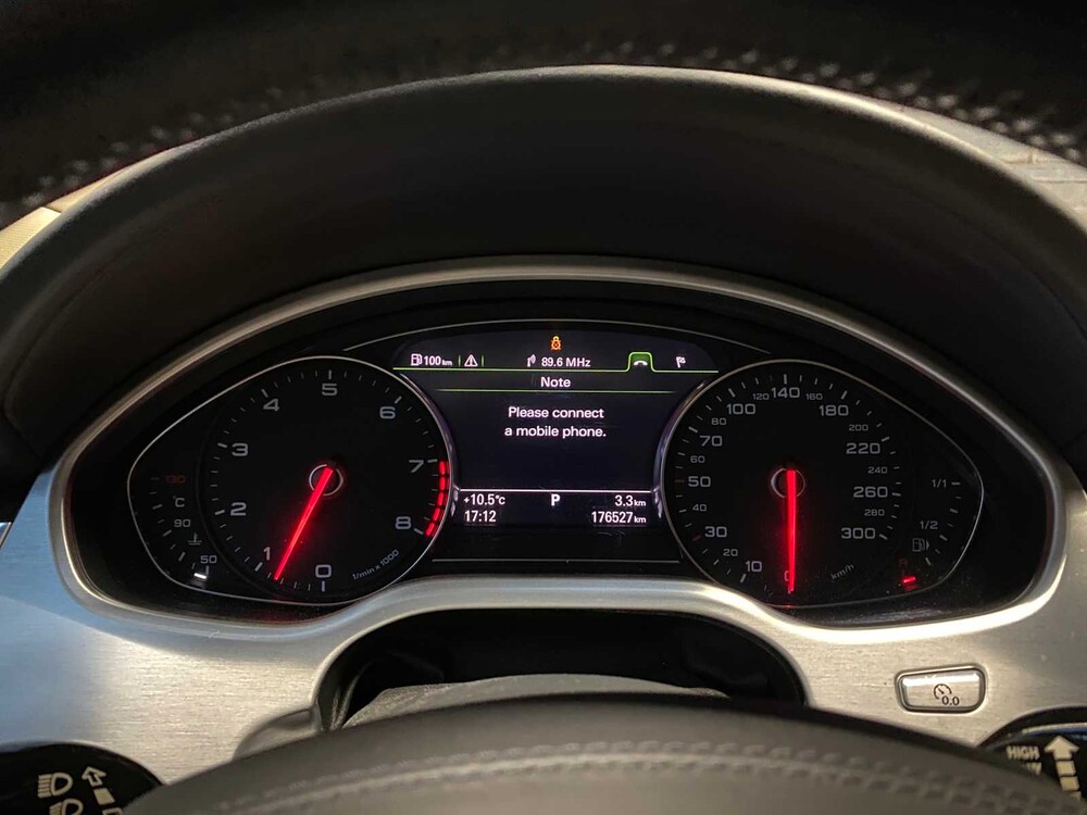 Audi A8 FSI QUATTRO PRO LINE +4.2 V8 372pk 2011