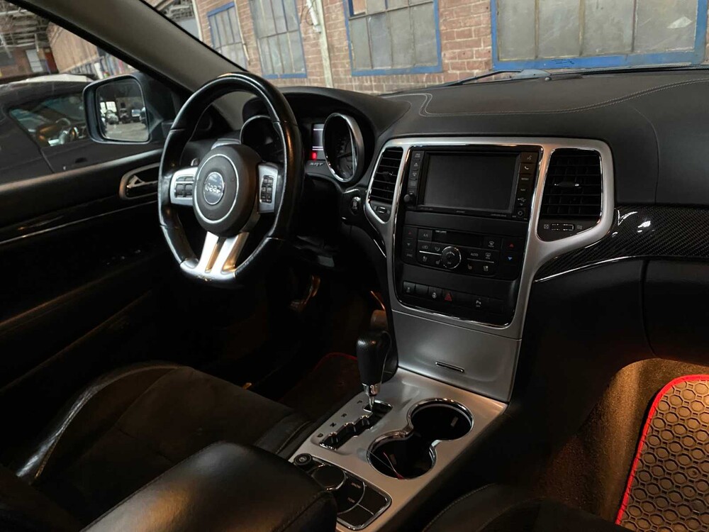 Jeep Grand Cherokee 6.4 V8 HEMI SRT 468pk 2012 