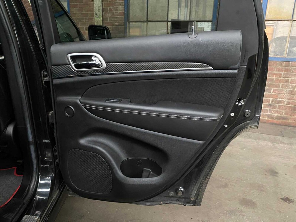 Jeep Grand Cherokee 6.4 V8 HEMI SRT 468pk 2012 