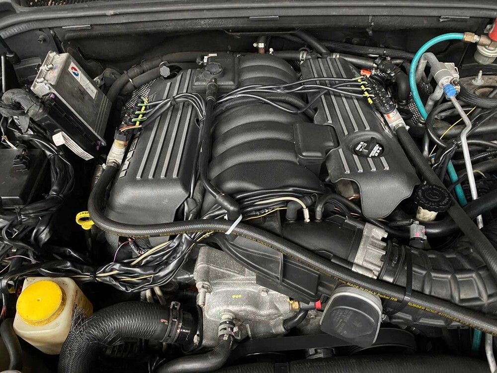 Jeep Grand Cherokee 6.4 V8 HEMI SRT 468pk 2012 