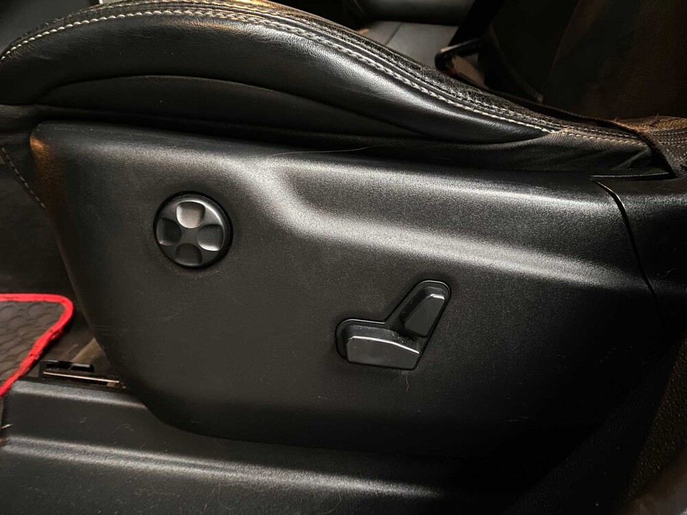 Jeep Grand Cherokee 6.4 V8 HEMI SRT 468pk 2012 