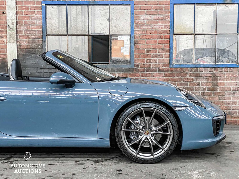 Porsche 911 Cabriolet Carrera 991.2 3.0 370pk 2017