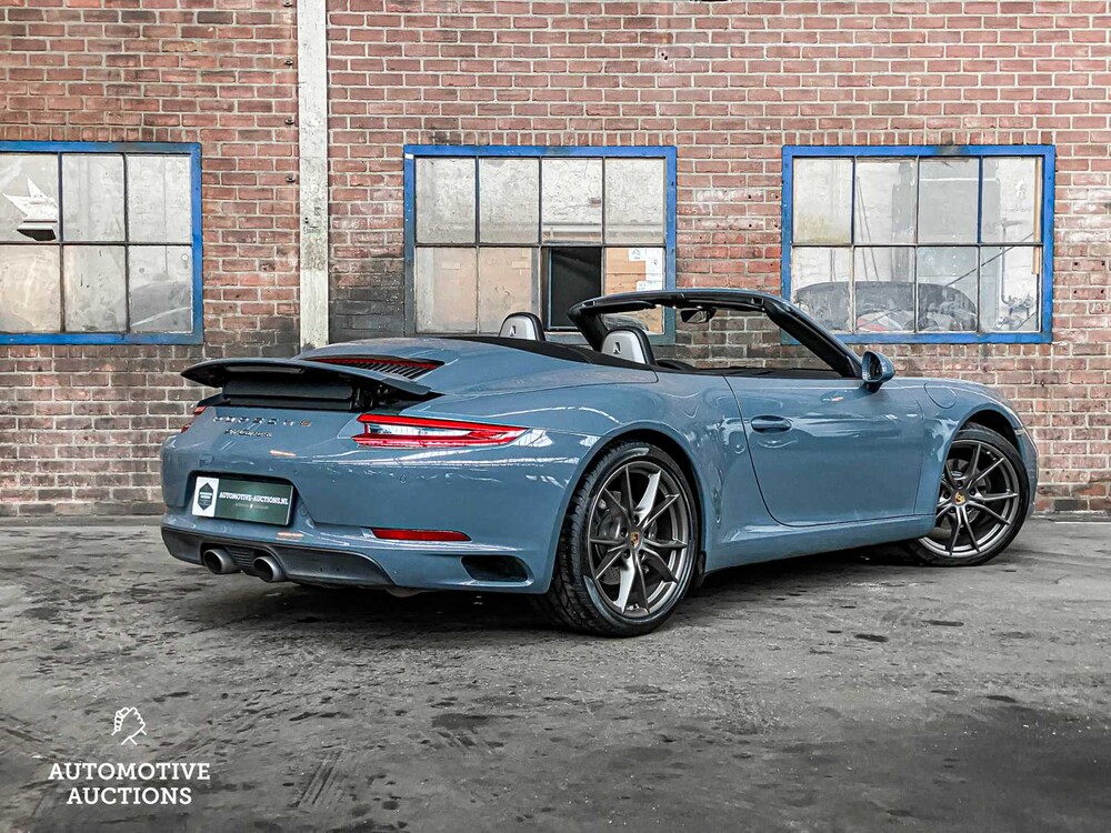 Porsche 911 Cabriolet Carrera 991.2 3.0 370pk 2017