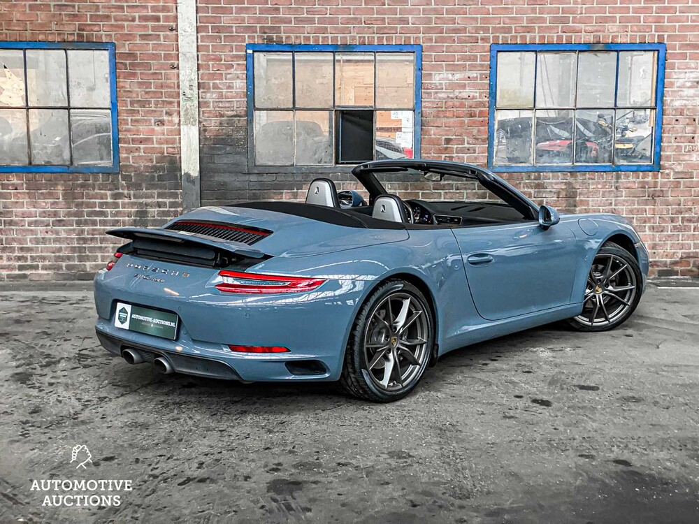 Porsche 911 Cabriolet Carrera 991.2 3.0 370pk 2017