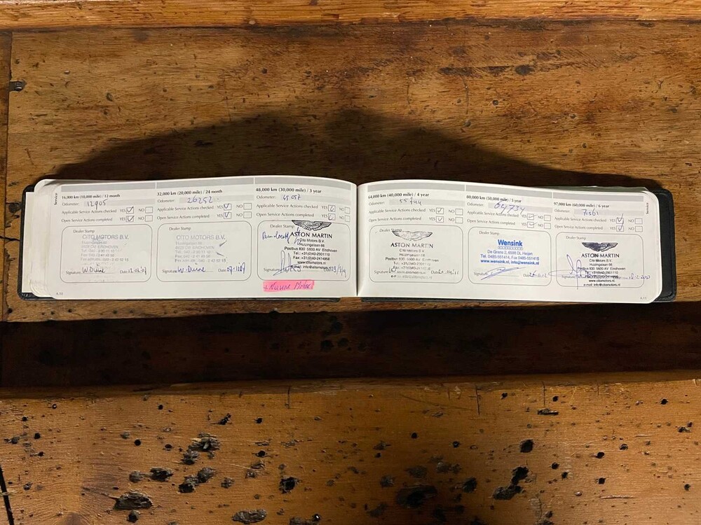 Aston Martin DB9 5.9 V12 Touchtronic 457pk 2006 -Orig. NL-, 71-SH-KN -Youngtimer-