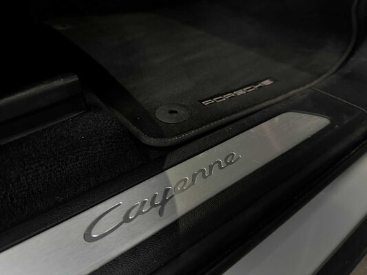 Porsche Cayenne E-Hybrid 3.0 V6 Sport-Chrono 462pk 2021, K-705-JN