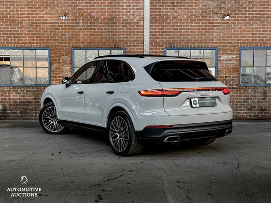 Porsche Cayenne E-Hybrid 3.0 V6 Sport-Chrono 462hp 2021, K-705-JN