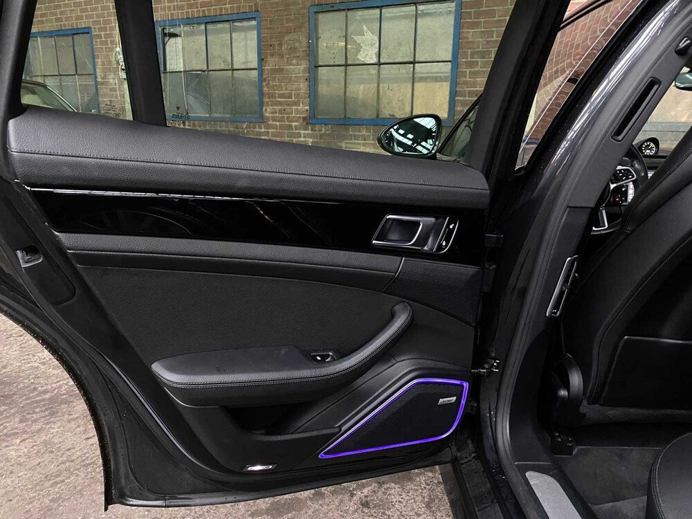 Porsche Panamera 4 E-Hybrid 2.9 V8 462PS Sport-Chrono 2018, L-650-GT