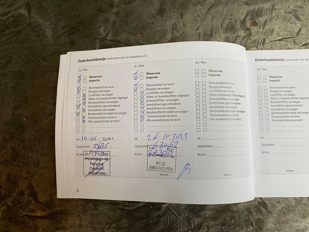 Porsche Panamera 4 E-Hybrid 2.9 V8 462PS Sport-Chrono 2018, L-650-GT