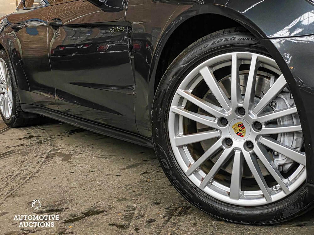 Porsche Panamera 4 E-Hybrid 2.9 V8 462PS Sport-Chrono 2018, L-650-GT