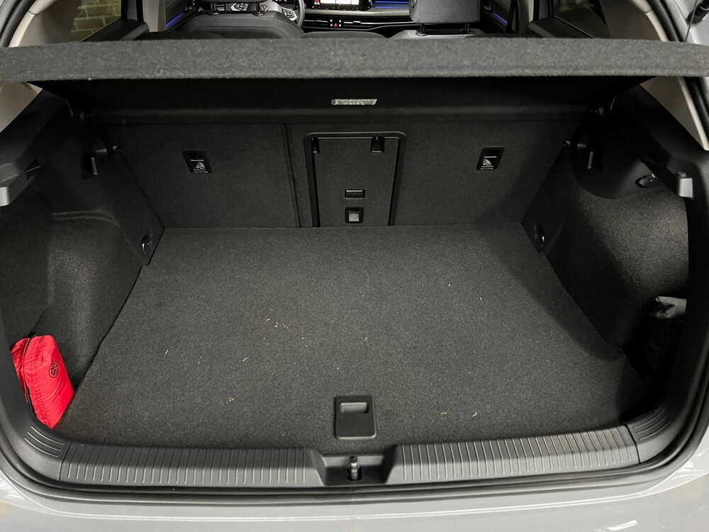 Volkswagen Golf MK8 1.4 eHybrid Style 204pk 2021 Plug-in Hybride , S-197-PG