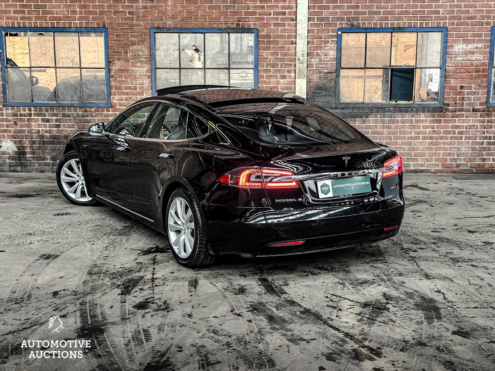 Tesla Model S 90D Base 421pk 2017 -Orig. NL- PN-593-R