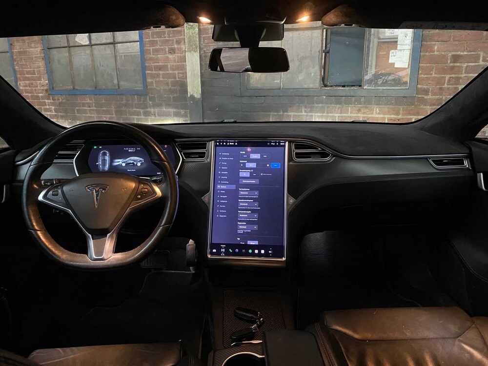 Tesla Model S 90D Base 421pk 2017 -Orig. NL- PN-593-R