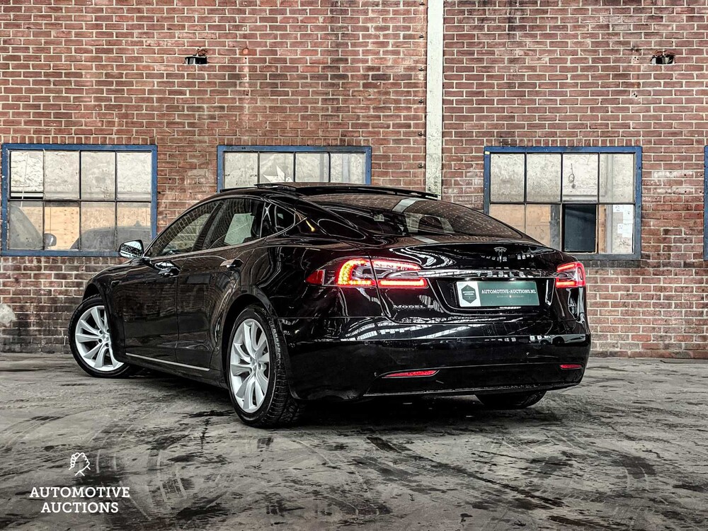 Tesla Model S 90D Base 421pk 2017 -Orig. NL- PN-593-R