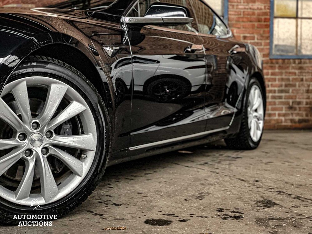 Tesla Model S 90D Base 421pk 2017 -Orig. NL- PN-593-R