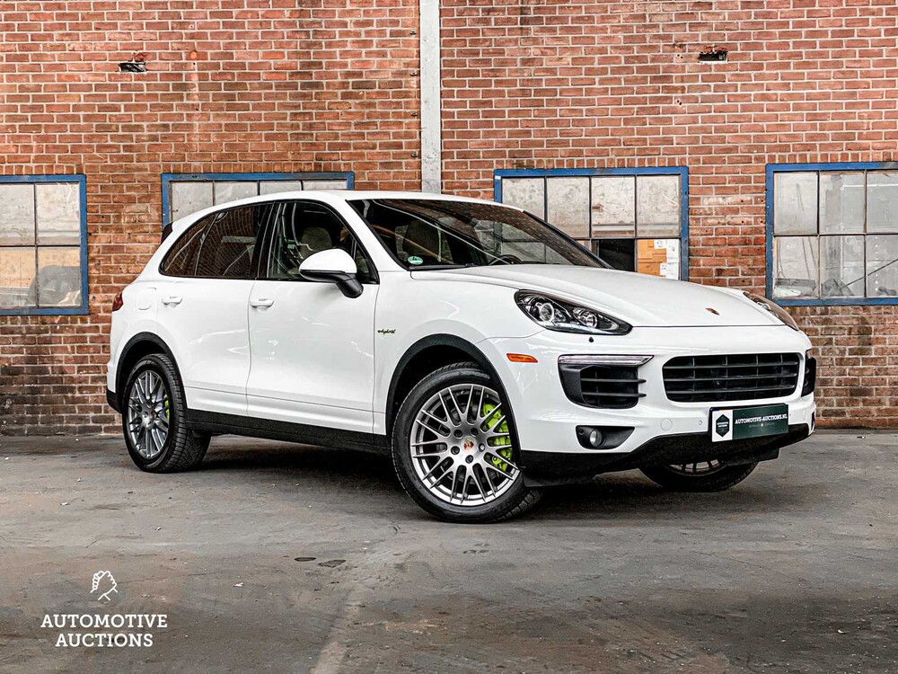 Porsche Cayenne S E-Hybrid 3.0 V6 Platinum Edition 416pk 2016, H-372-HK