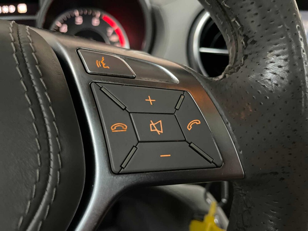 Mercedes-Benz SL500 AMG 4.6 V8 SL-Klasse 455pk 2013