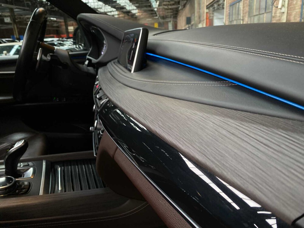 BMW X5 xDrive50i High Executive F15 449pk 2014, XX-057-V