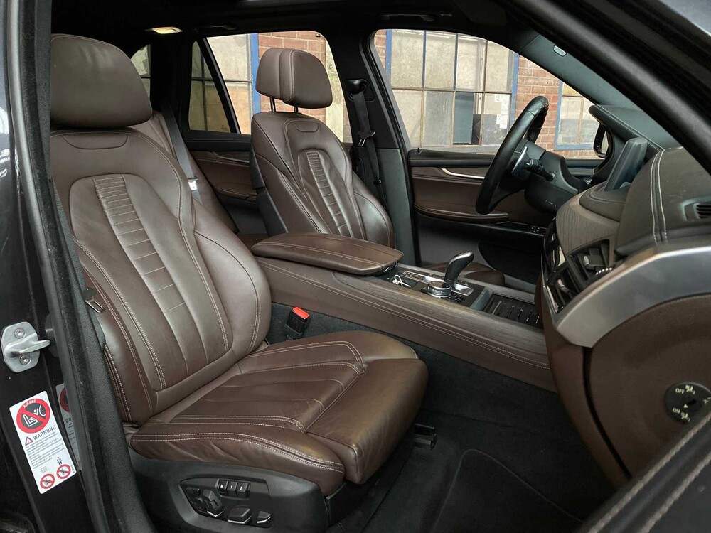 BMW X5 xDrive50i High Executive F15 449pk 2014, XX-057-V