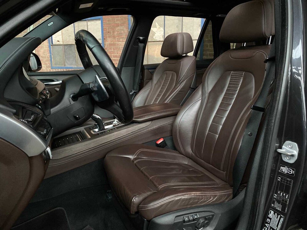 BMW X5 xDrive50i High Executive F15 449pk 2014, XX-057-V