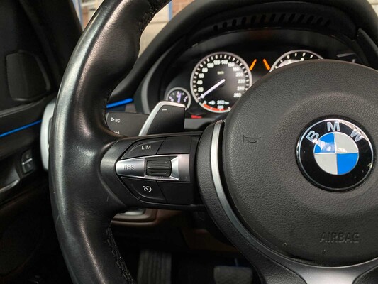 BMW X5 xDrive50i High Executive F15 449pk 2014, XX-057-V