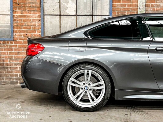 BMW 435Xi Coupe M-Sport 3.0 L6 306pk 2014 4-serie