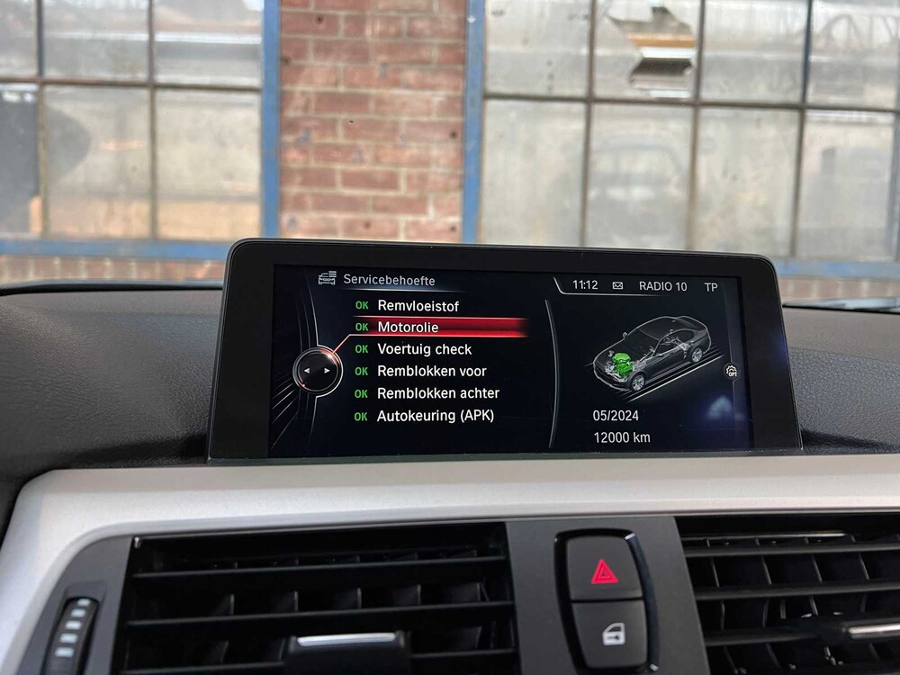 BMW 318d High Executive F30 143PS 2015 3er, XV-307-K