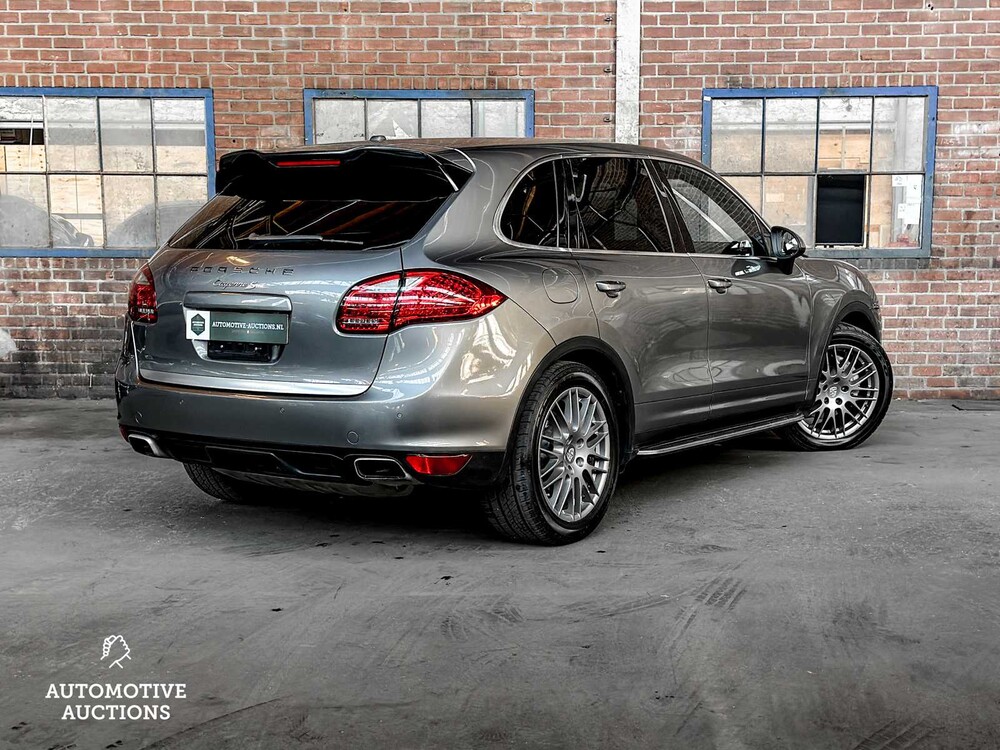 Porsche Cayenne S 4.8 V8 400hp 2011 Sport-Chrono