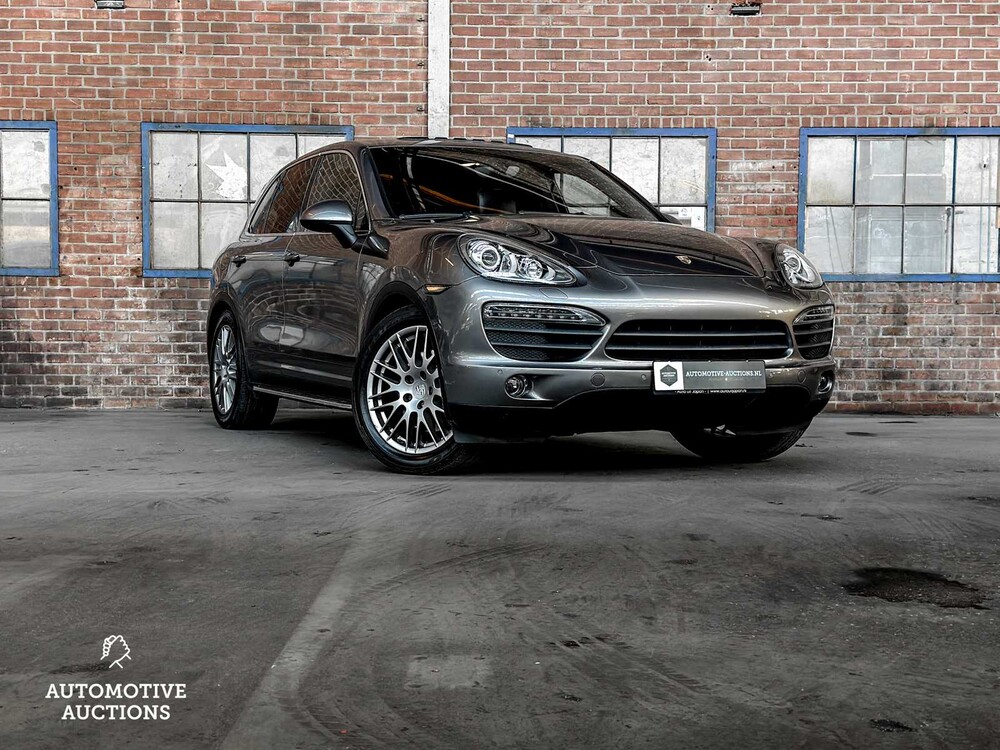 Porsche Cayenne S 4.8 V8 400hp 2011 Sport-Chrono