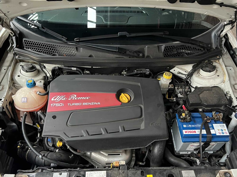 Alfa Romeo Giulietta Quadrifoglio Verde 235PS 2013, RX-265-V