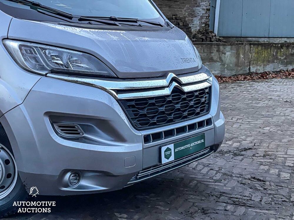 Citroen Possl Trenta 640 140pk 2020