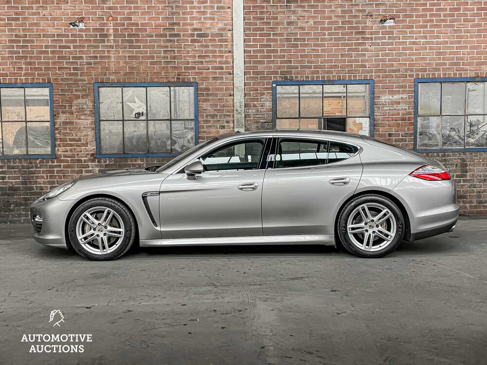 Porsche Panamera S 4.8 V8 400hp 2010