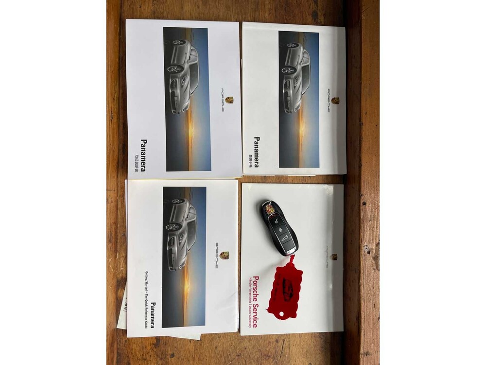 Porsche Panamera S 4.8 V8 400hp 2010