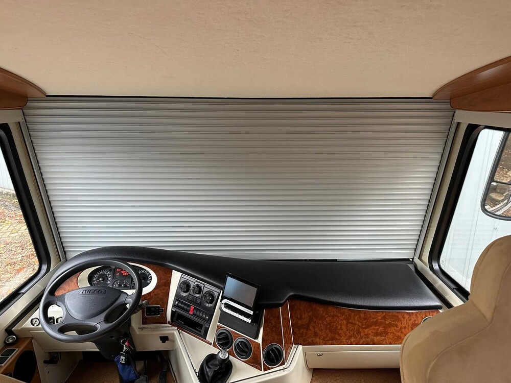 Iveco Concorde Carver 771L Camper 177hp 2009, T-562-NV