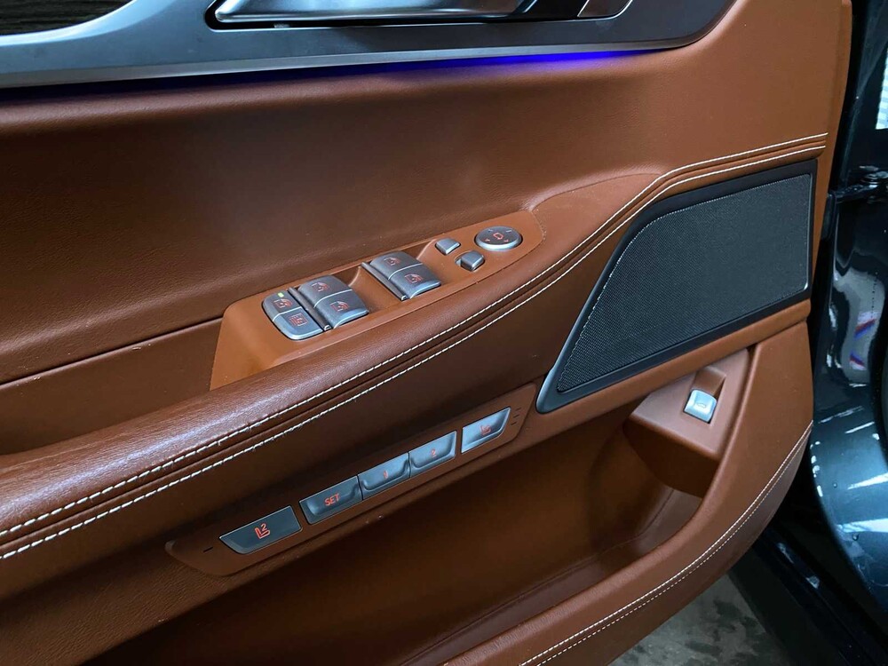 BMW 750Li M-Sport xDrive G12 449pk 2016 7-serie