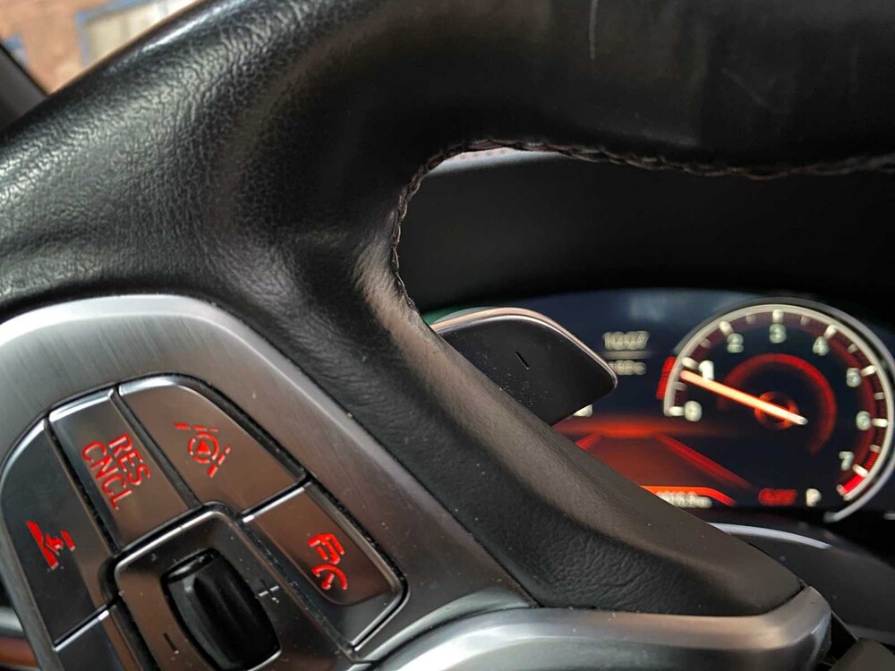 BMW 750Li M-Sport xDrive G12 449pk 2016 7-serie