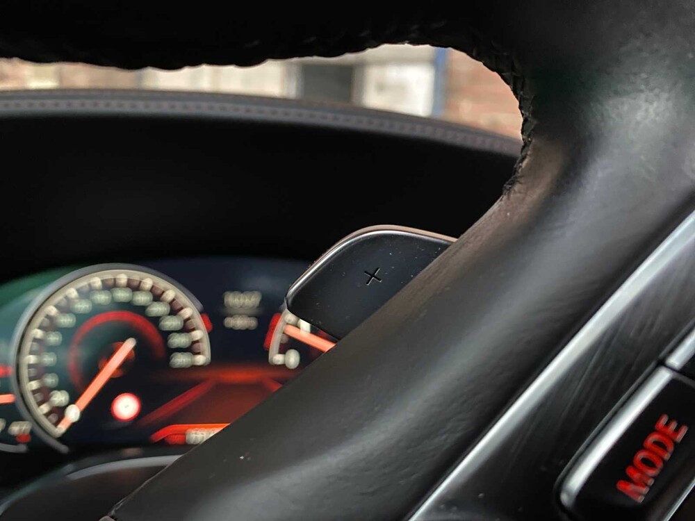 BMW 750Li M-Sport xDrive G12 449pk 2016 7-serie