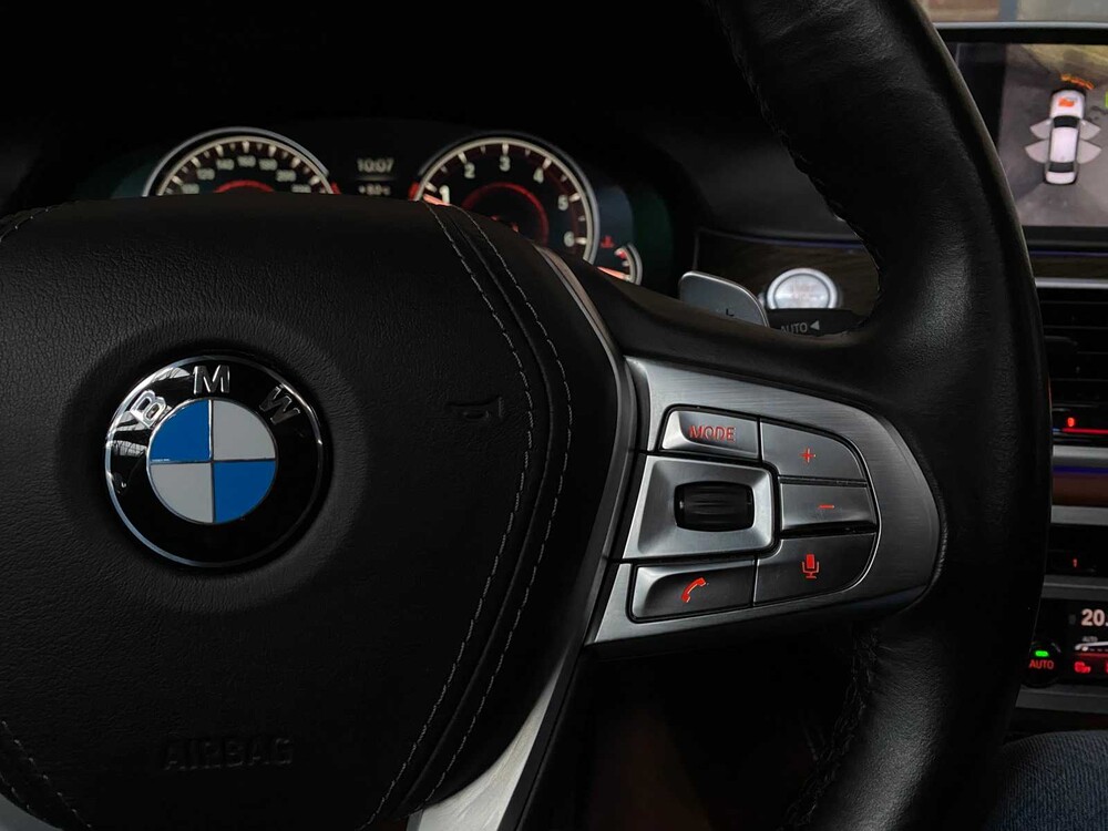 BMW 750Li M-Sport xDrive G12 449pk 2016 7-serie