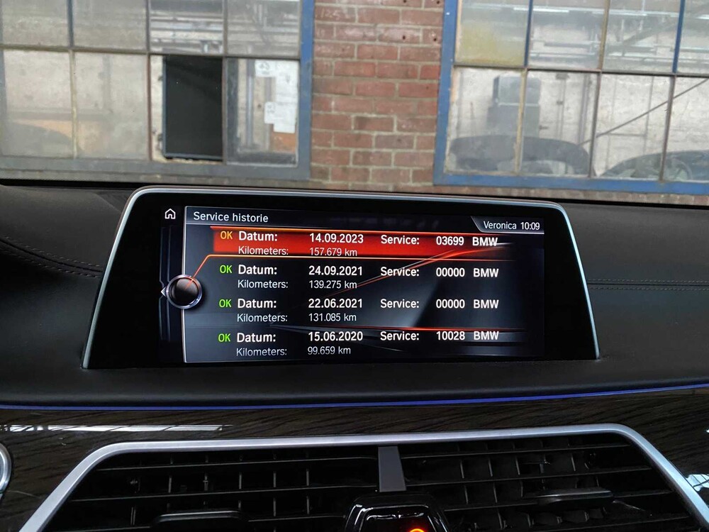 BMW 750Li M-Sport xDrive G12 449pk 2016 7-serie