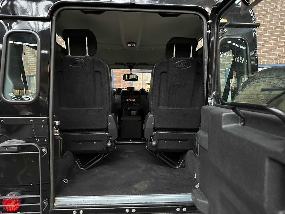 Land Rover Defender 2.4 TD4 90 Stationwagon S 120pk 2009