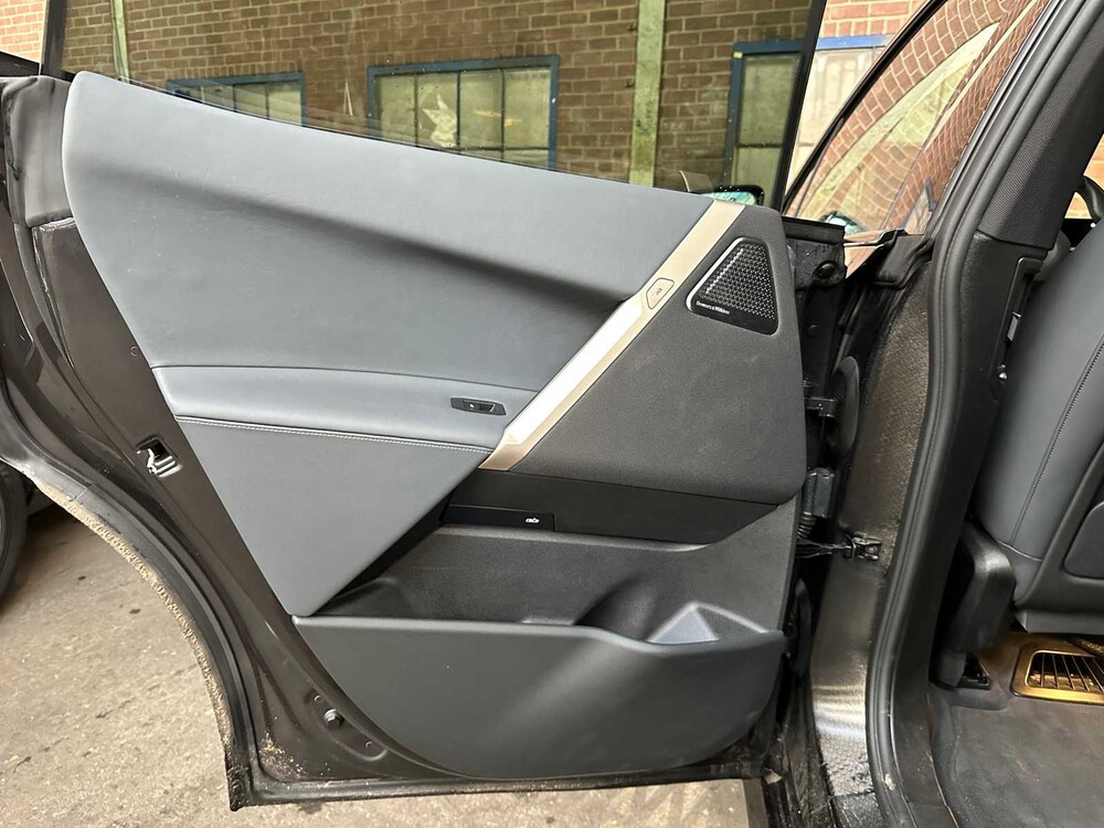 BMW iX xDrive50 M-Sport High Executive 112kWh 523PS 2022 GARANTIE ORIG-NL, P-938-BV