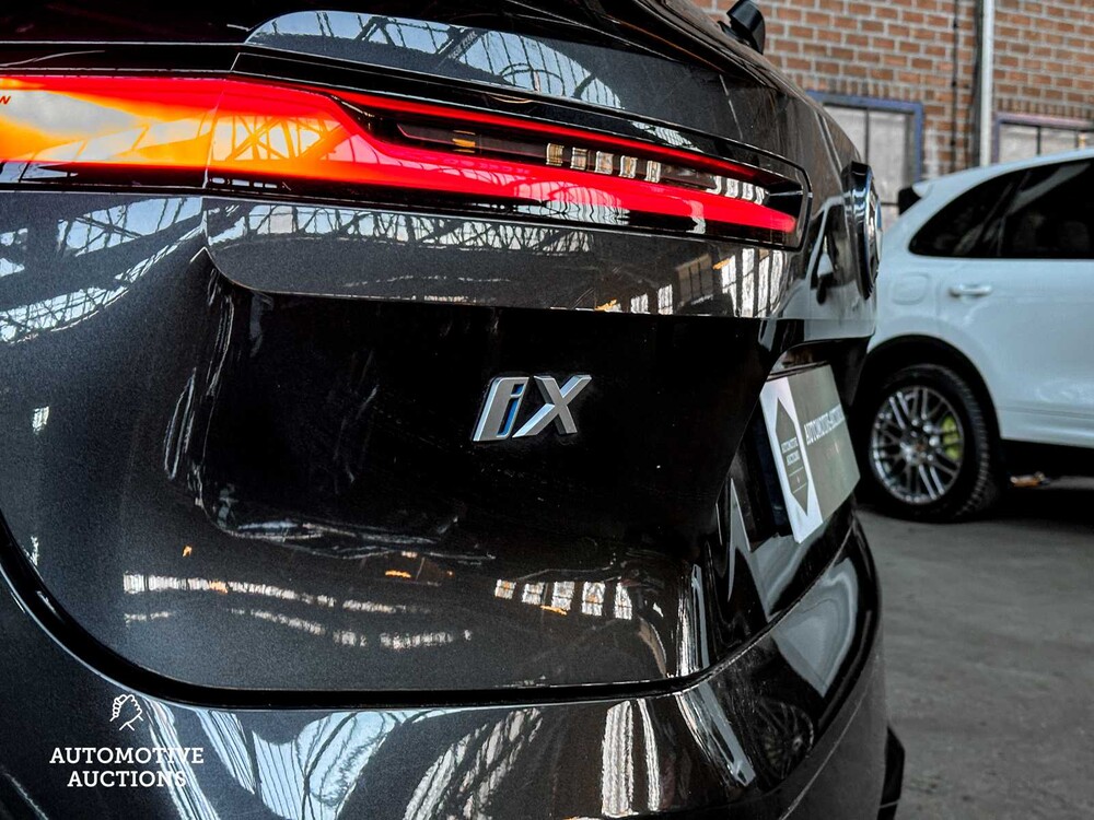 BMW iX xDrive50 M-Sport High Executive 112kWh 523PS 2022 GARANTIE ORIG-NL, P-938-BV