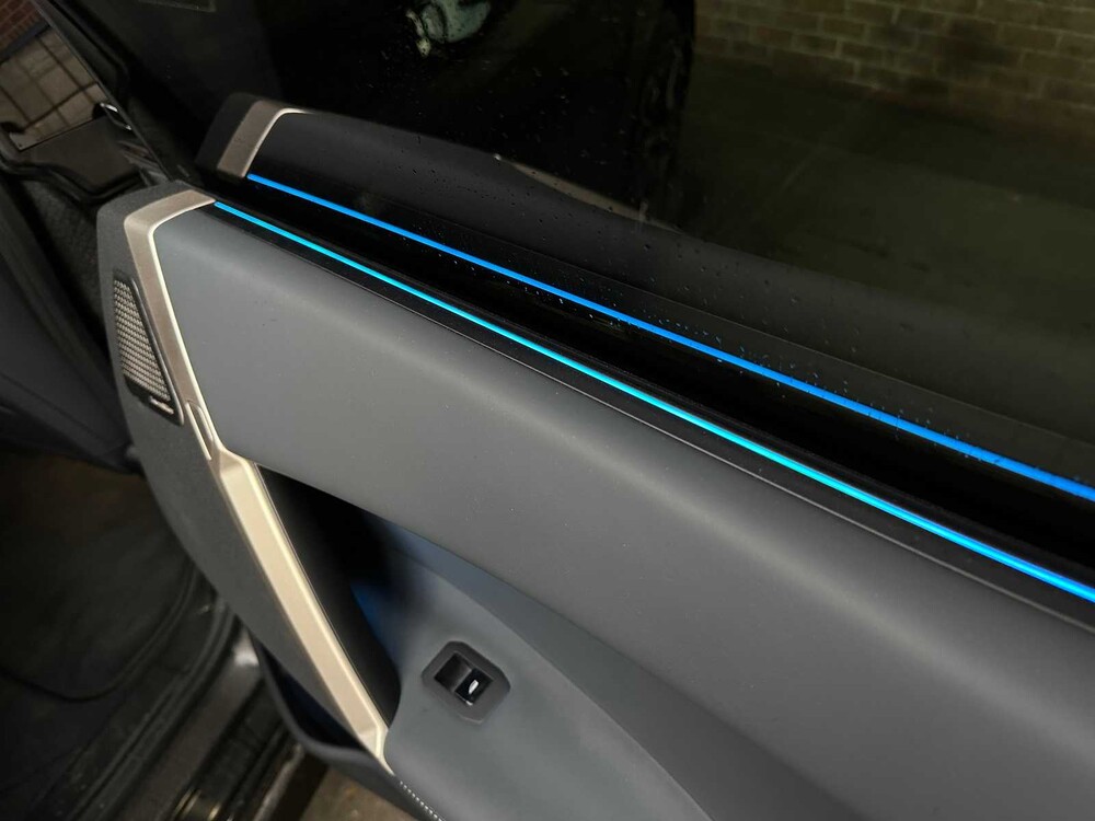 BMW iX xDrive50 M-Sport High Executive 112kWh 523PS 2022 GARANTIE ORIG-NL, P-938-BV