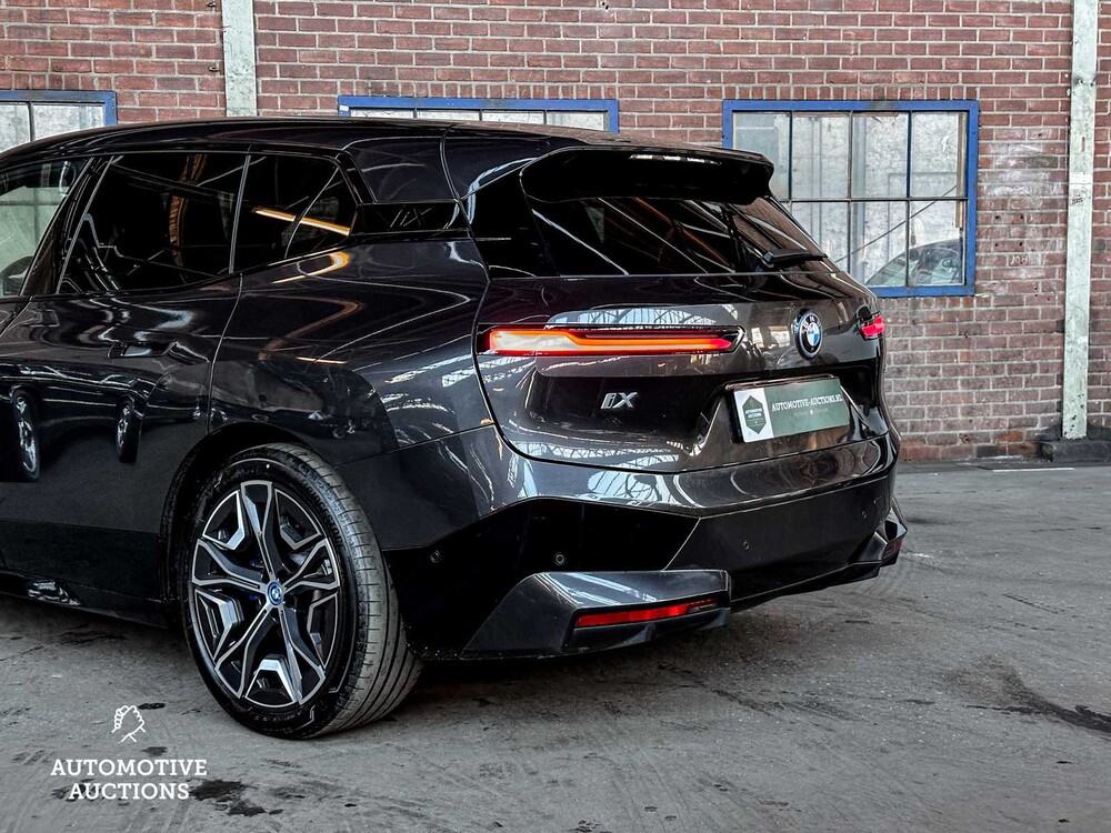 BMW iX xDrive50 M-Sport High Executive 112kWh 523PS 2022 GARANTIE ORIG-NL, P-938-BV