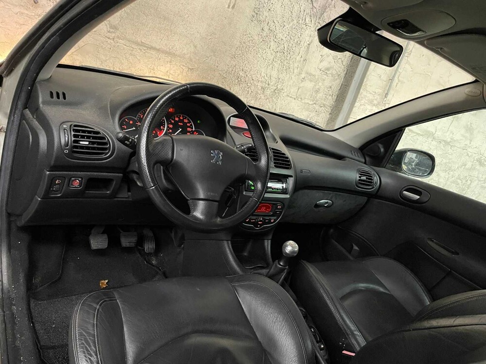 Peugeot 206 1.6-16V XS 109PK 2004, Orig. NL 81-PL-JR